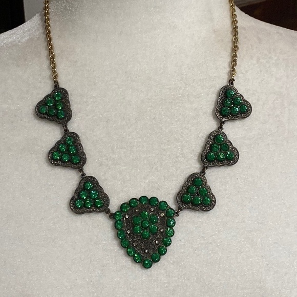 Emerald Green Rhinestone Filigree Vintage Necklace Christmas Party - Picture 7 of 16